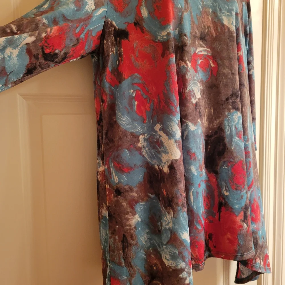 Tunic - Picture 2 of 2